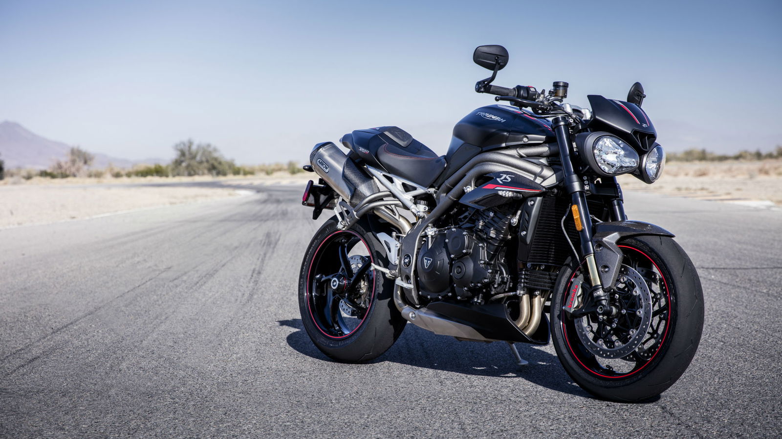  Triumph UK offers huge discounts on accessories range